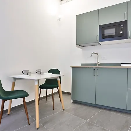 Casa Pelu - Piazza Cavour Lovely X4 Апартаменты *